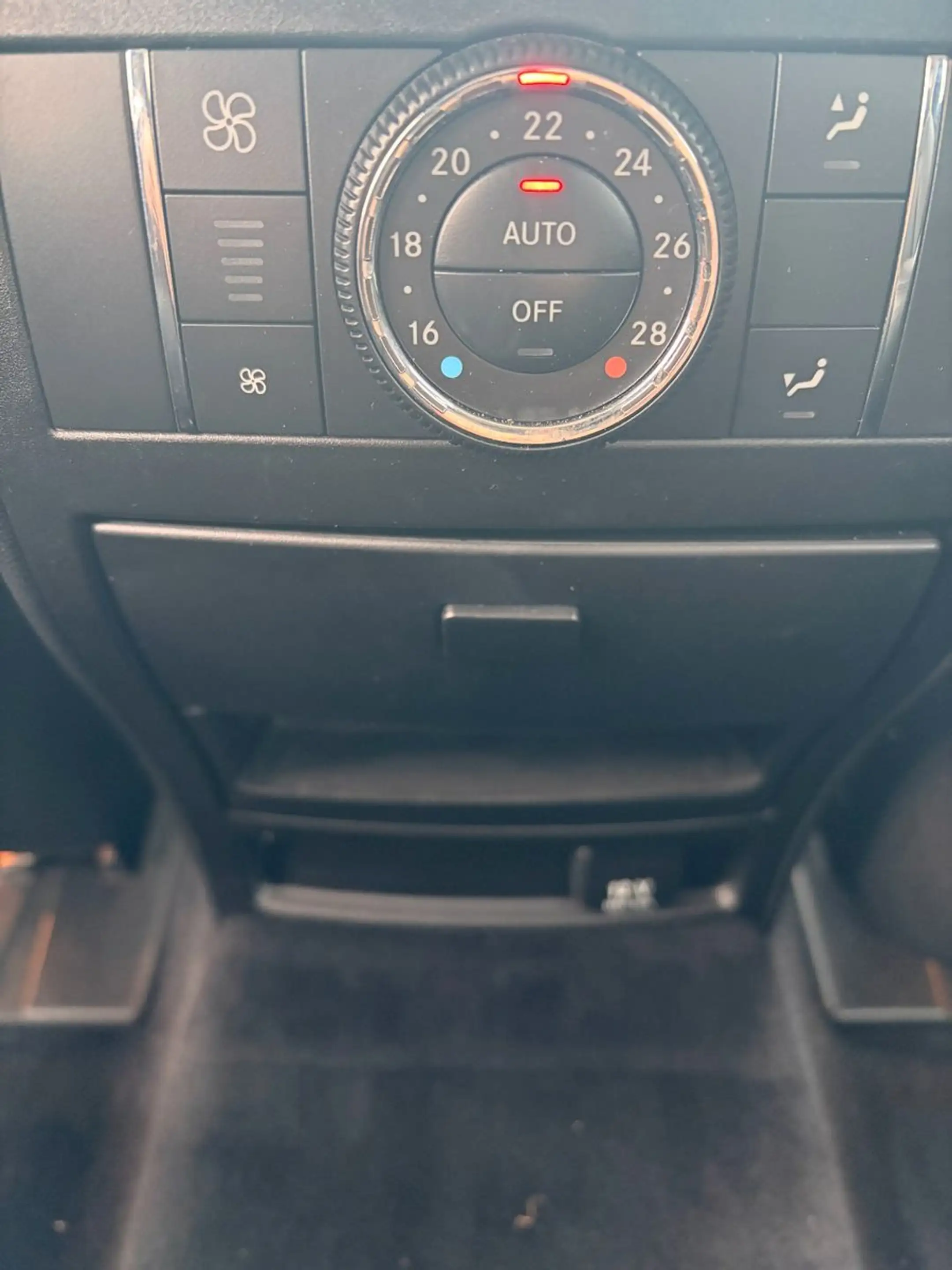 Mercedes-Benz ML 320 ML ML 320 CDI 3,5T KLIMA SITZH HU11/27 — photo 18