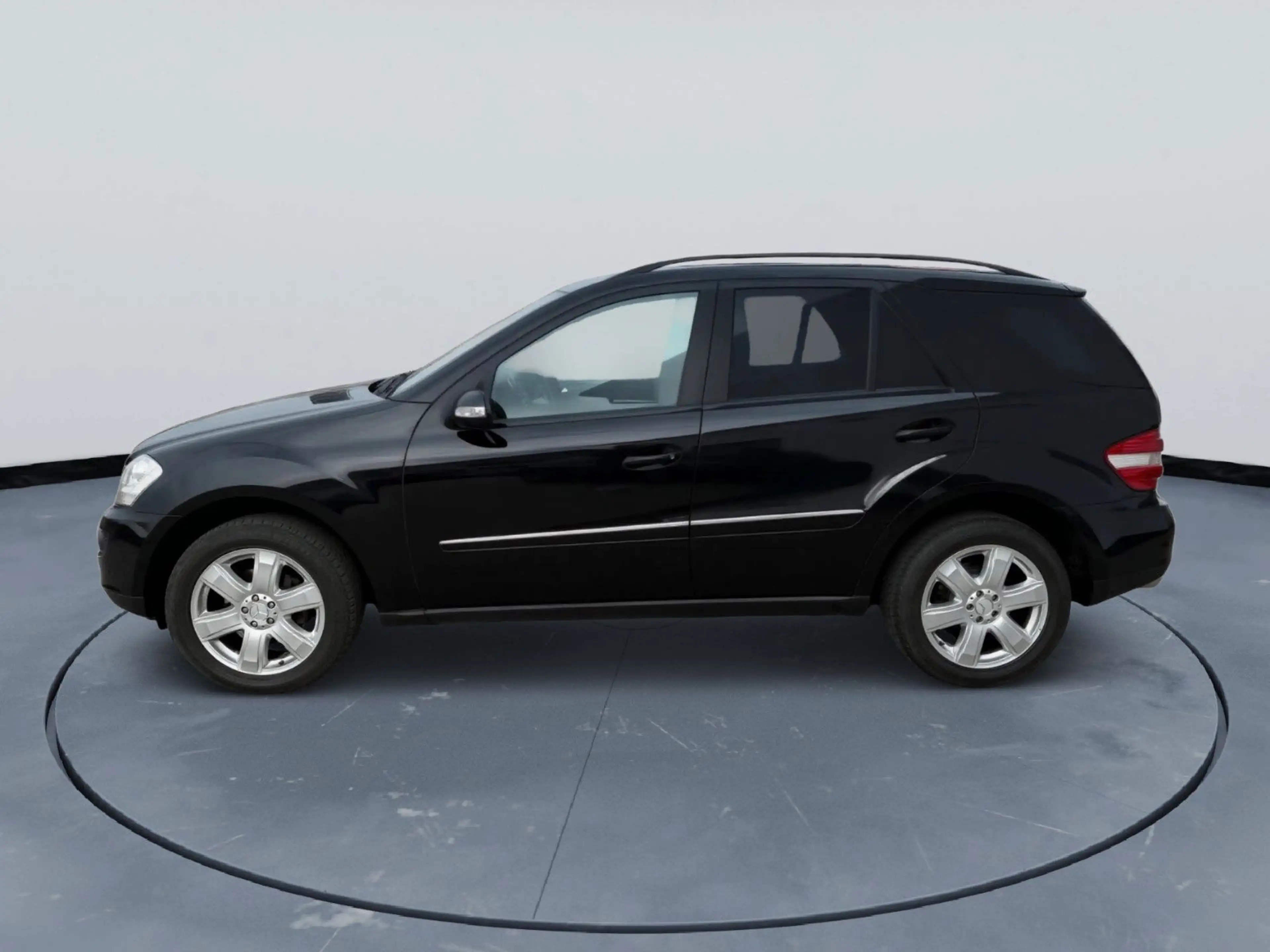 Mercedes-Benz ML 320 ML ML 320 CDI 3,5T KLIMA SITZH HU11/27 — photo 8
