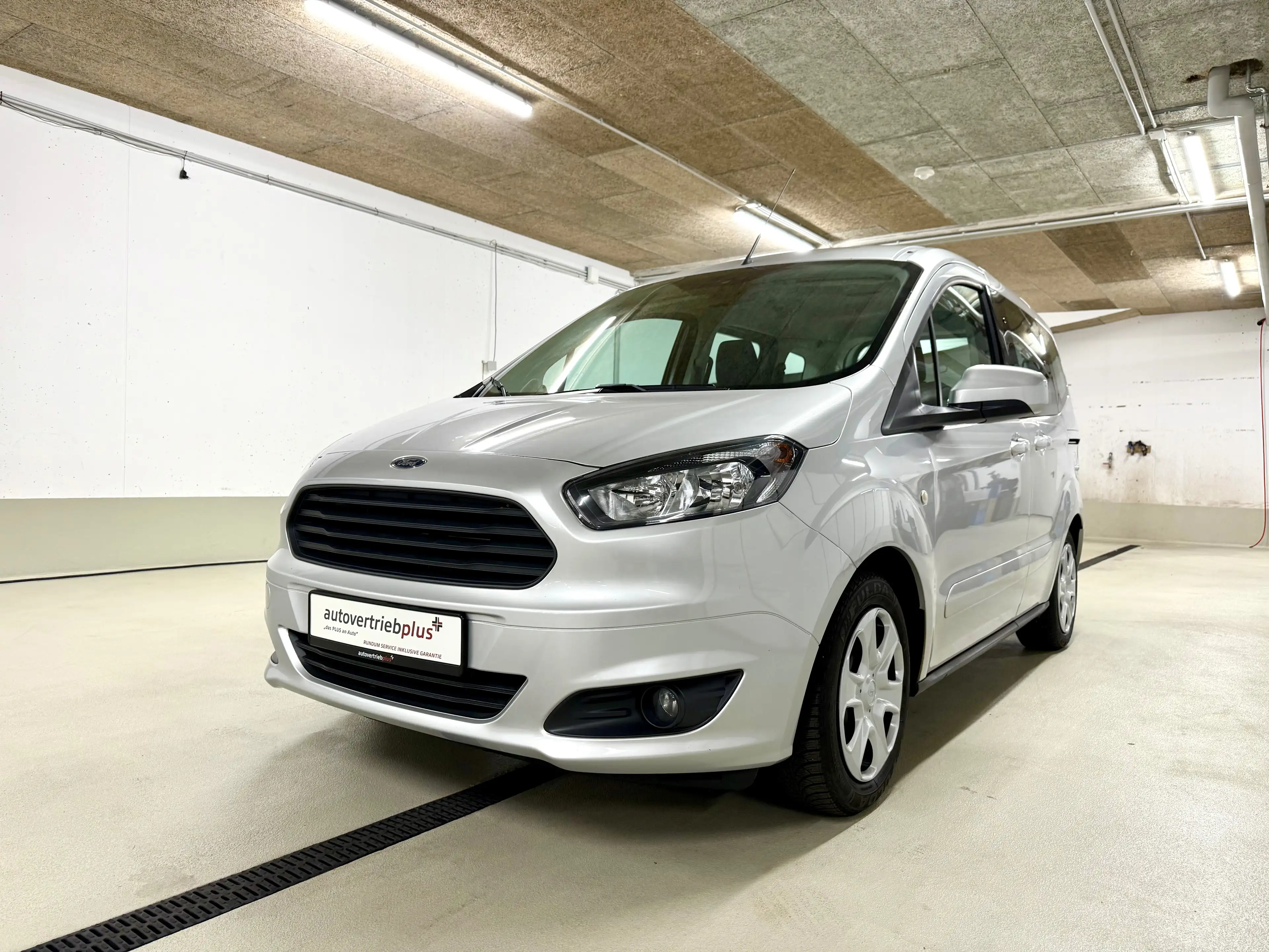 Ford Tourneo Courier Trend