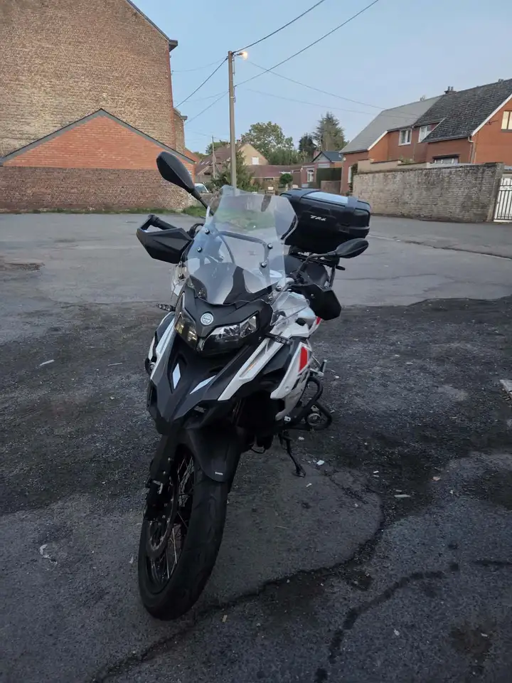 Benelli TRK 502