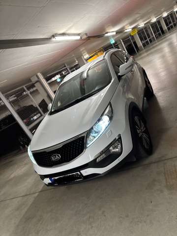 Imagine Kia Sportage 2.0 CRDi 184 AWD Aut. Spirit