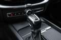 Volvo XC60 T5 Automaat Momentum | Trekhaak | Adaptive Cruise Grijs - thumbnail 28