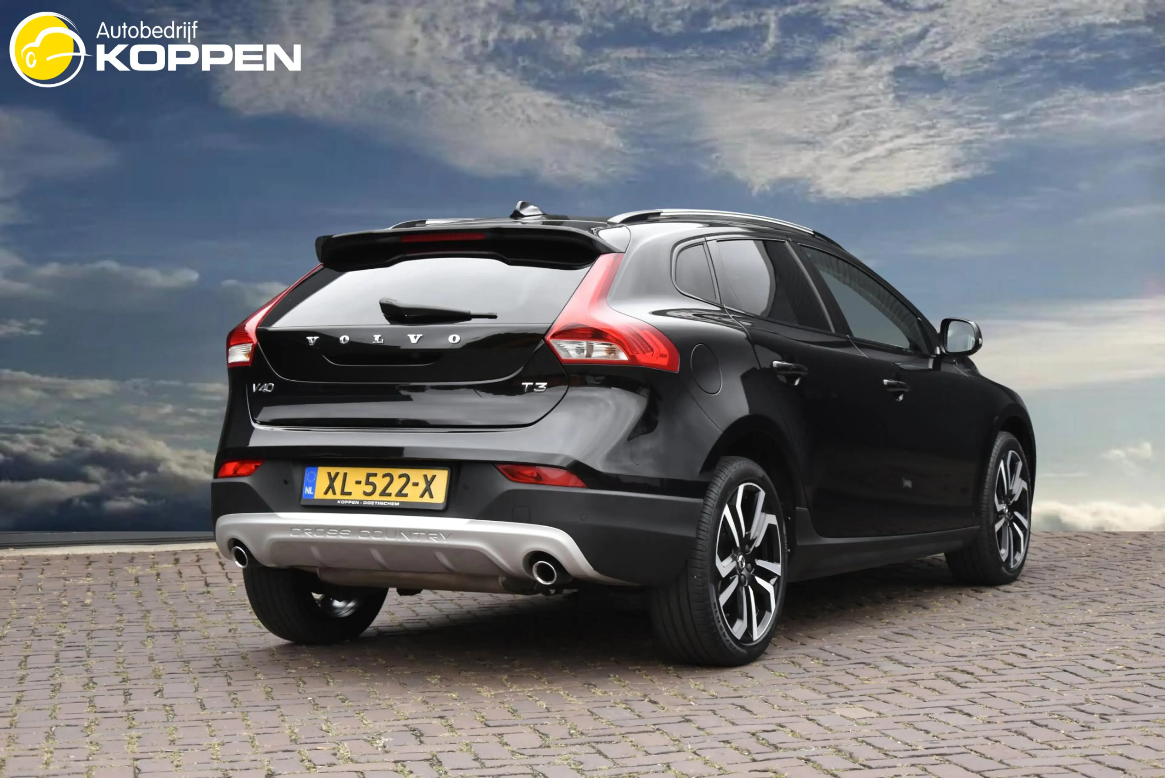 Volvo V40 Cross Country 1.5 T3 Polar+ Luxury — photo 4