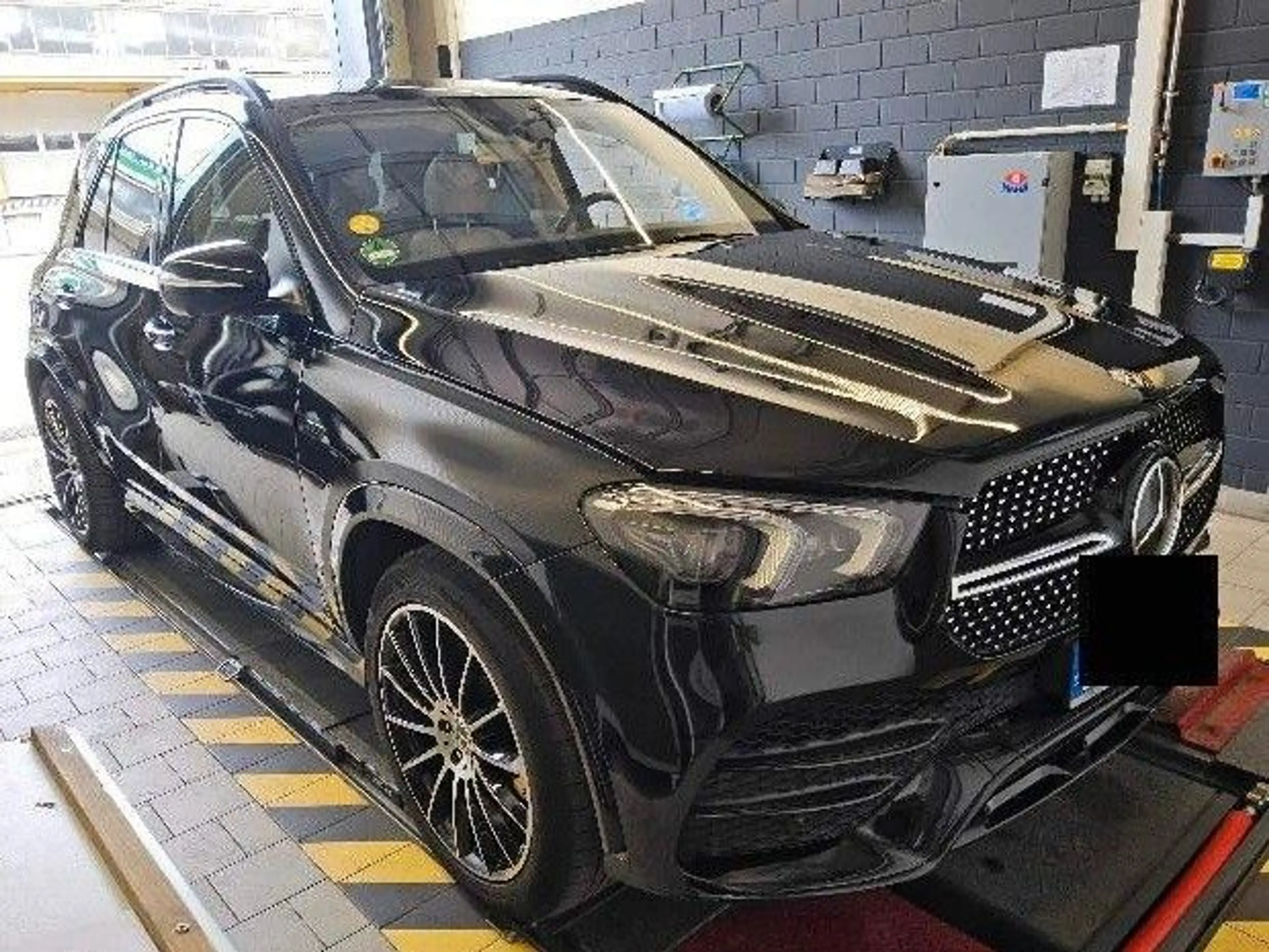 Mercedes-Benz GLE 350 de AMG Line/Pano/HuP/360°