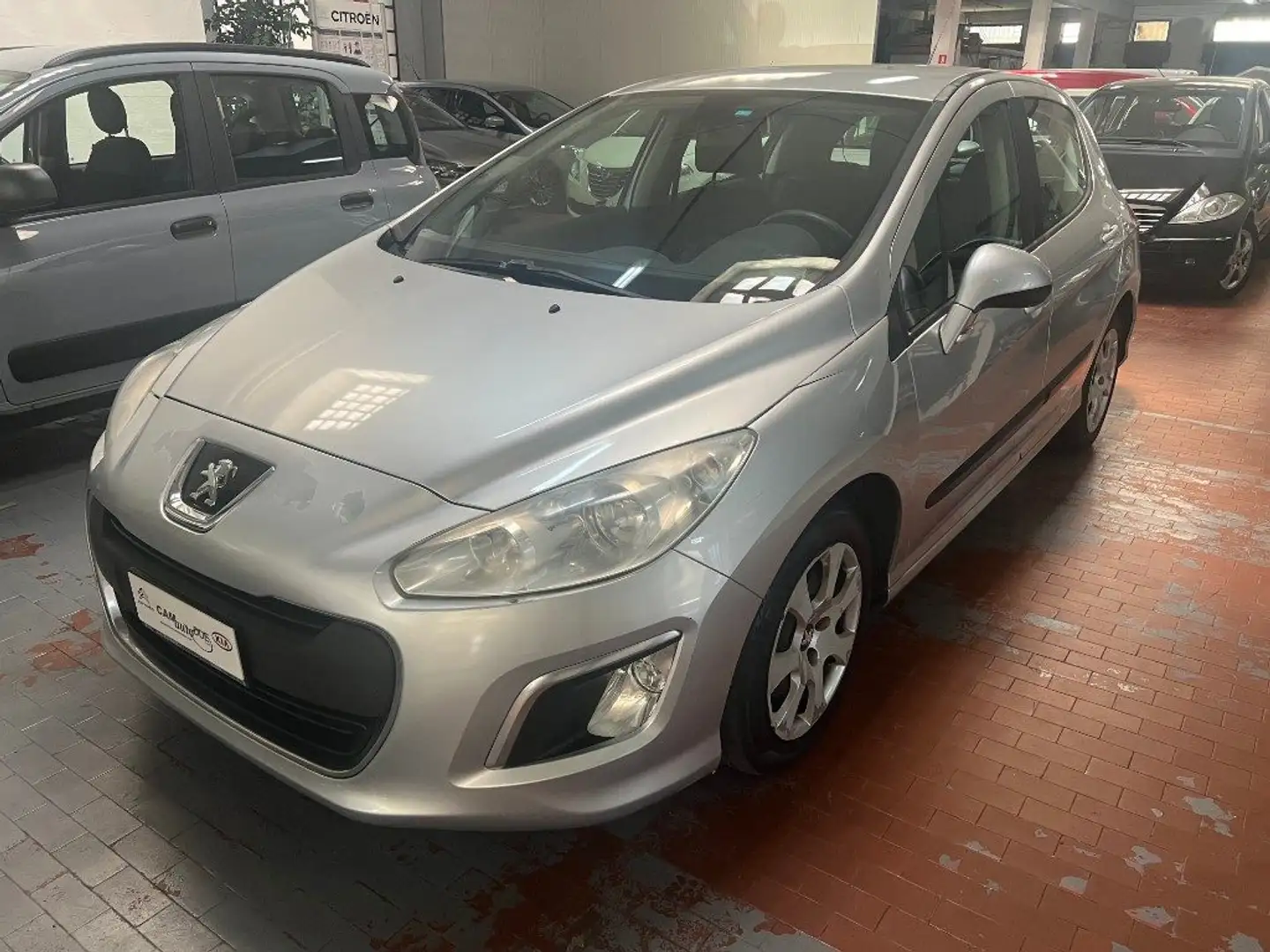 Peugeot 308 1.6 8V HDi 112CV 5p. Premium Grigio - 1