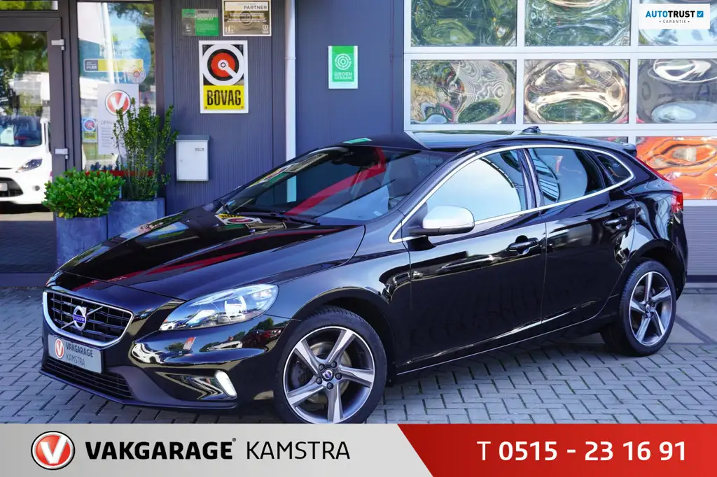 Volvo V40 2016 из Европы — купить под ключ