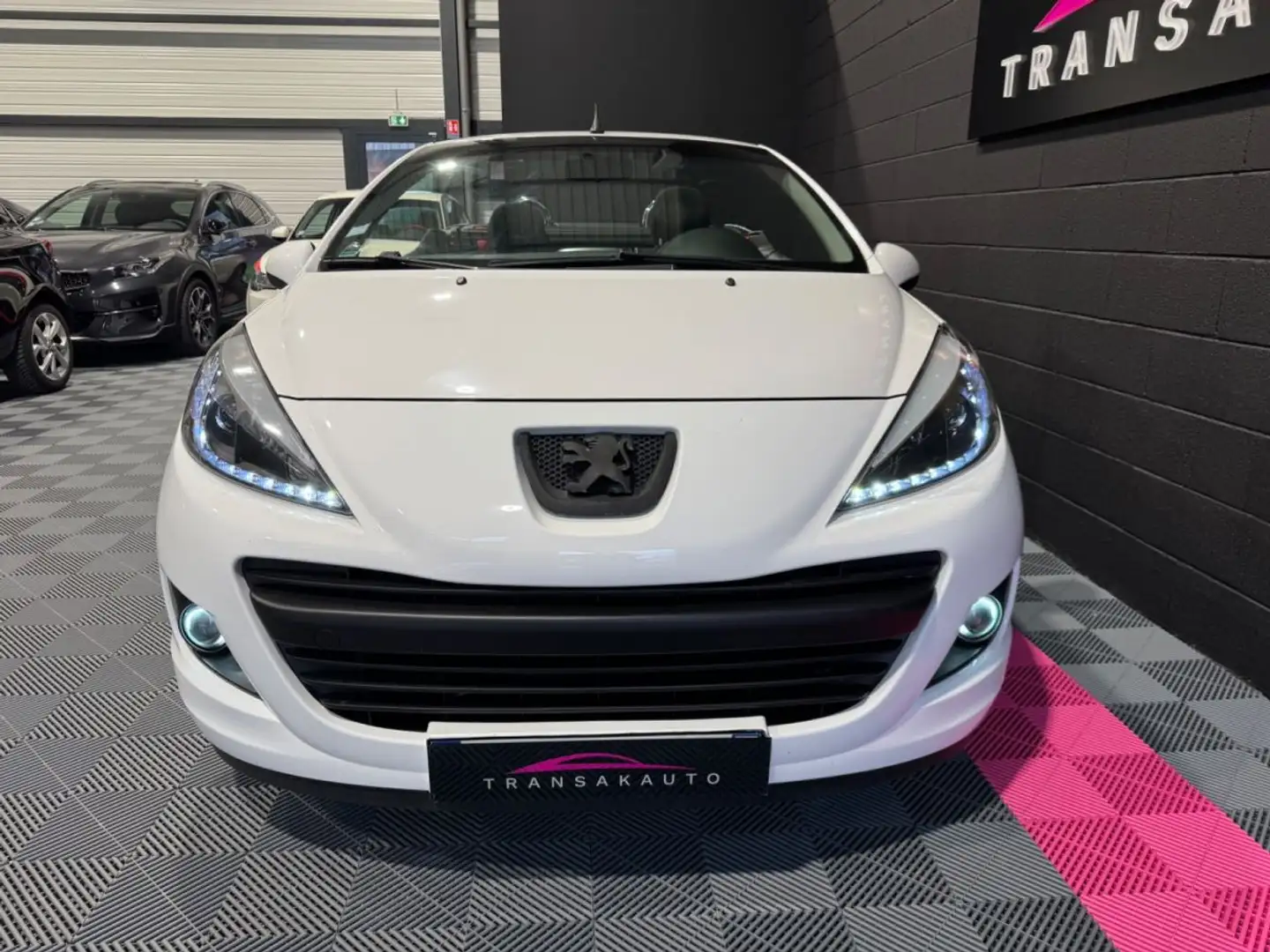 Peugeot 207 1.6 HDi 112ch FAP Série 64 Wit - 2