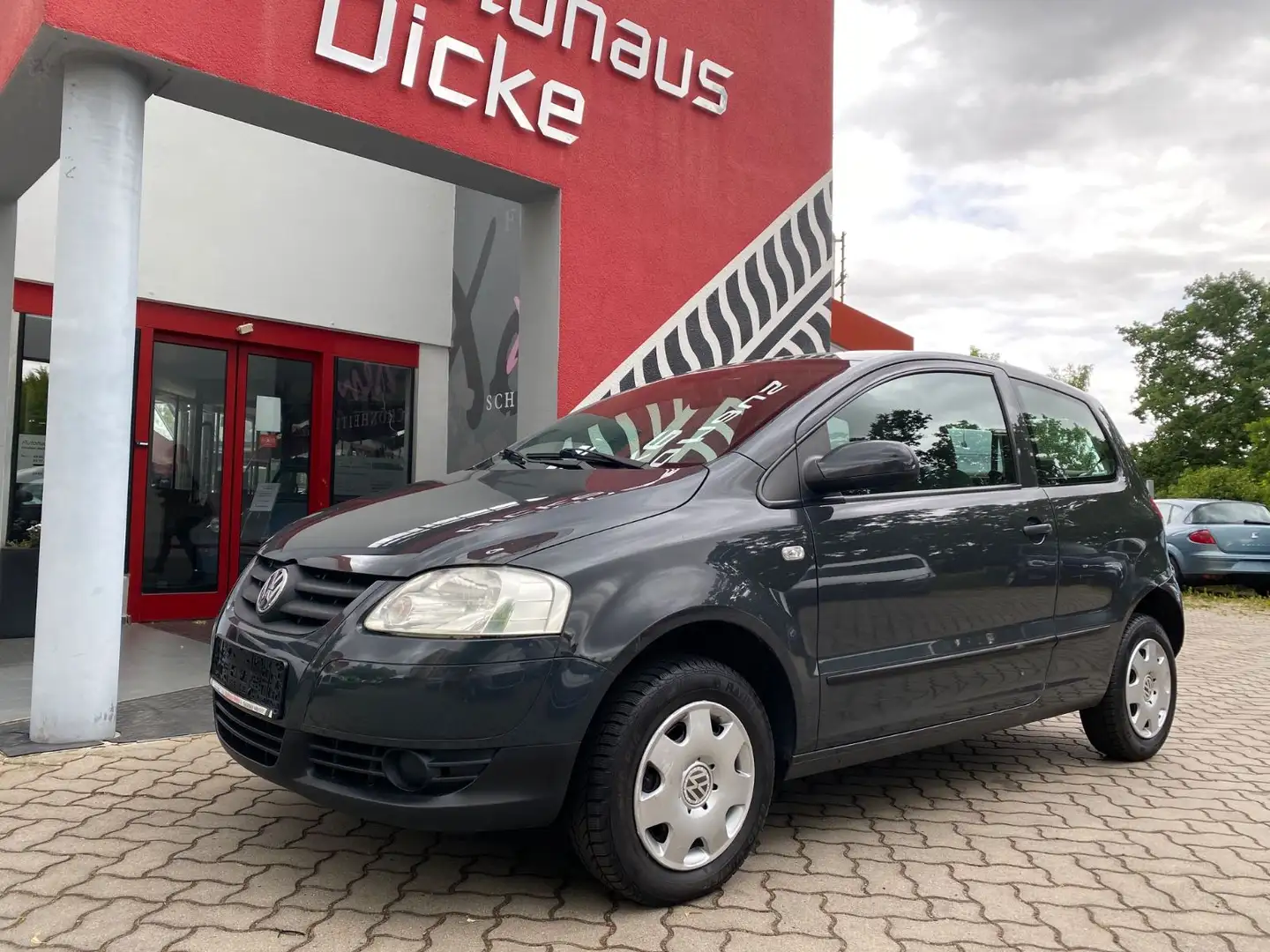 Volkswagen Fox Basis Servo ABS Серый - 1