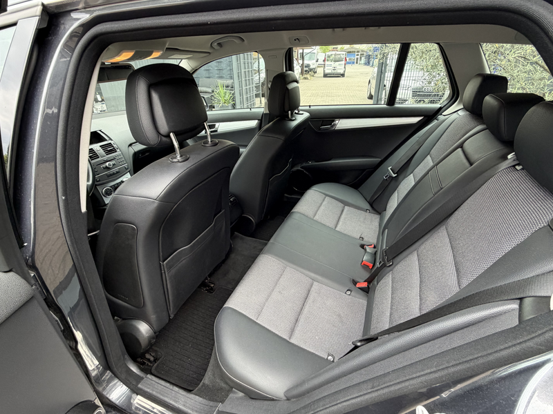 Mercedes-Benz C 200 T CGI BlueEfficiency Avantgarde Automatik Top Gepf — photo 15