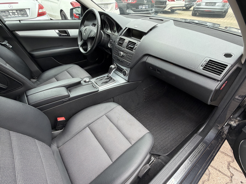 Mercedes-Benz C 200 T CGI BlueEfficiency Avantgarde Automatik Top Gepf — photo 6