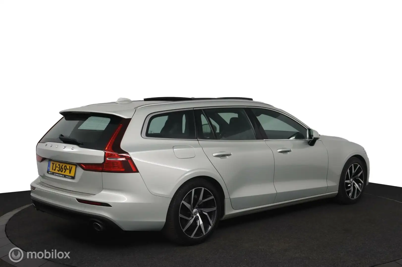 Volvo V60 2.0 D4 |Trekh|adapt|Bliss|headup|Pano dak Gris - 2