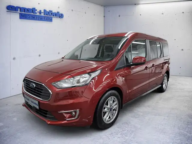 2020 Ford Tourneo Connect in Red for sale