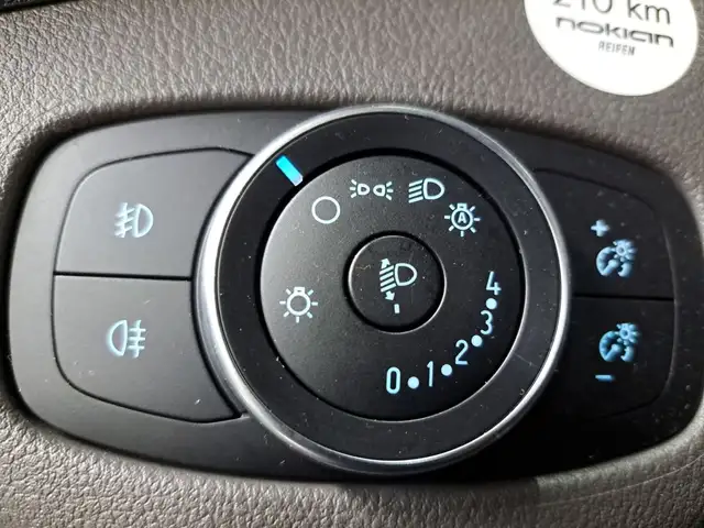 Ford Tourneo Connect view 10