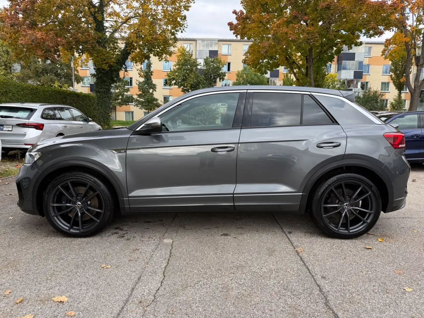 Volkswagen T-Roc R 4Motion AUT~Kam~DigDisp~Beats~Carplay Gris - 2