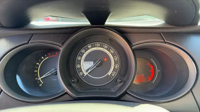 Citroen C3 view 12