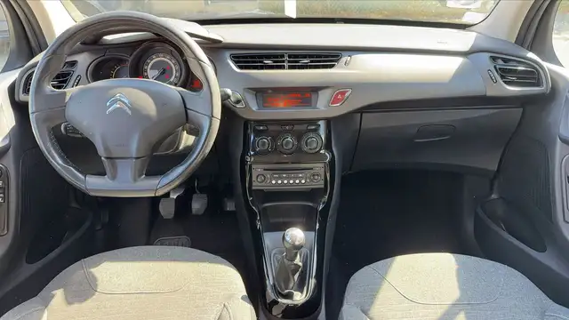 Citroen C3 view 11