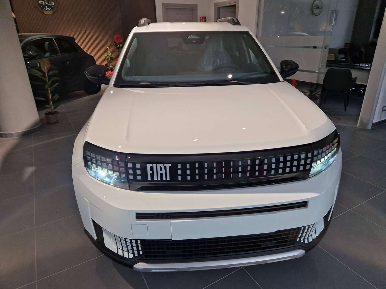 Fiat Grande Panda Grande Panda 1.2 hybrid Icon 110cv edct AUTOMATICA NUOVA DA IMMATRICOLARE