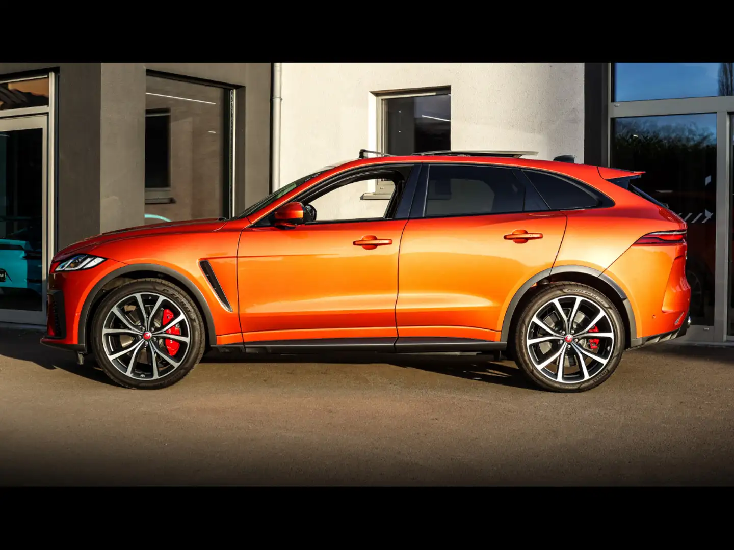 Jaguar F-Pace 5.0 P550 SVR AWD°ORANGE ATACAMA SVO PREMIUM°AHK Orange - 2