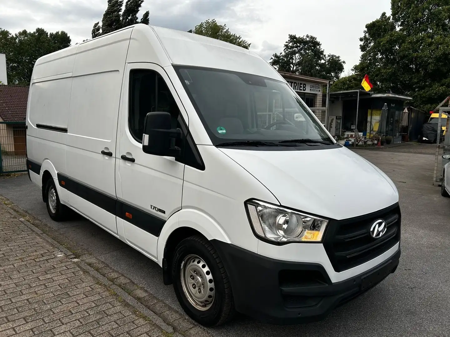 Hyundai H 350 Kasten Kasten L3H2 Profi Weiß - 1