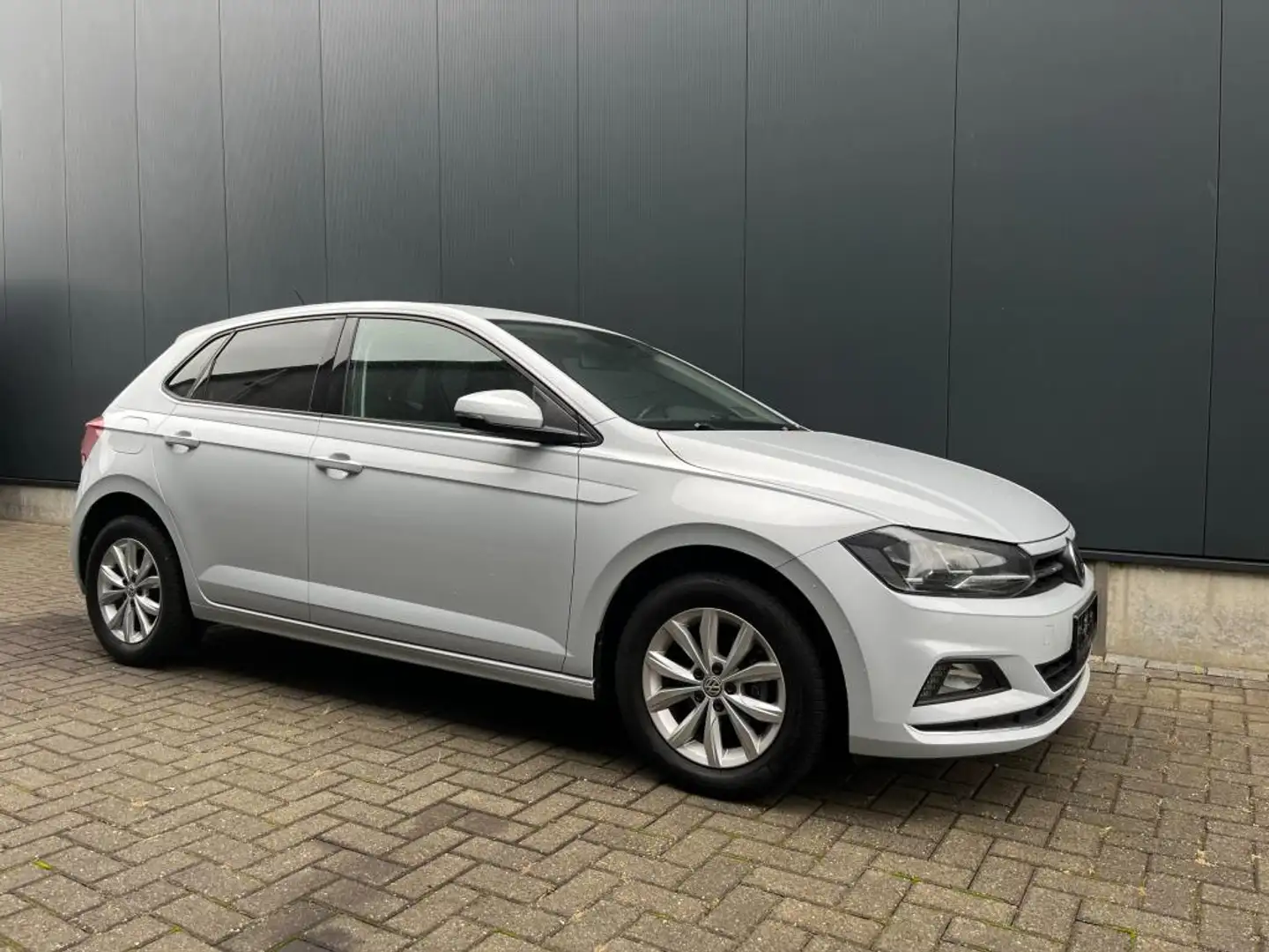 Volkswagen Polo 1.0 TSI Highline CLIMA, CruiseControl, CARPLAY Blanc - 2