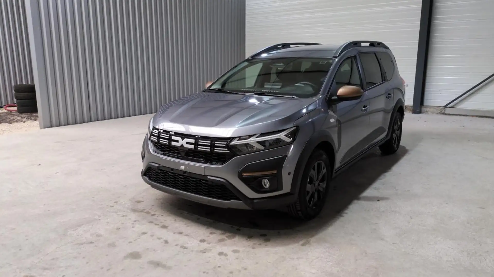 Dacia Jogger ECO-G 100 7 places GSR2 Extreme + Gris - 2