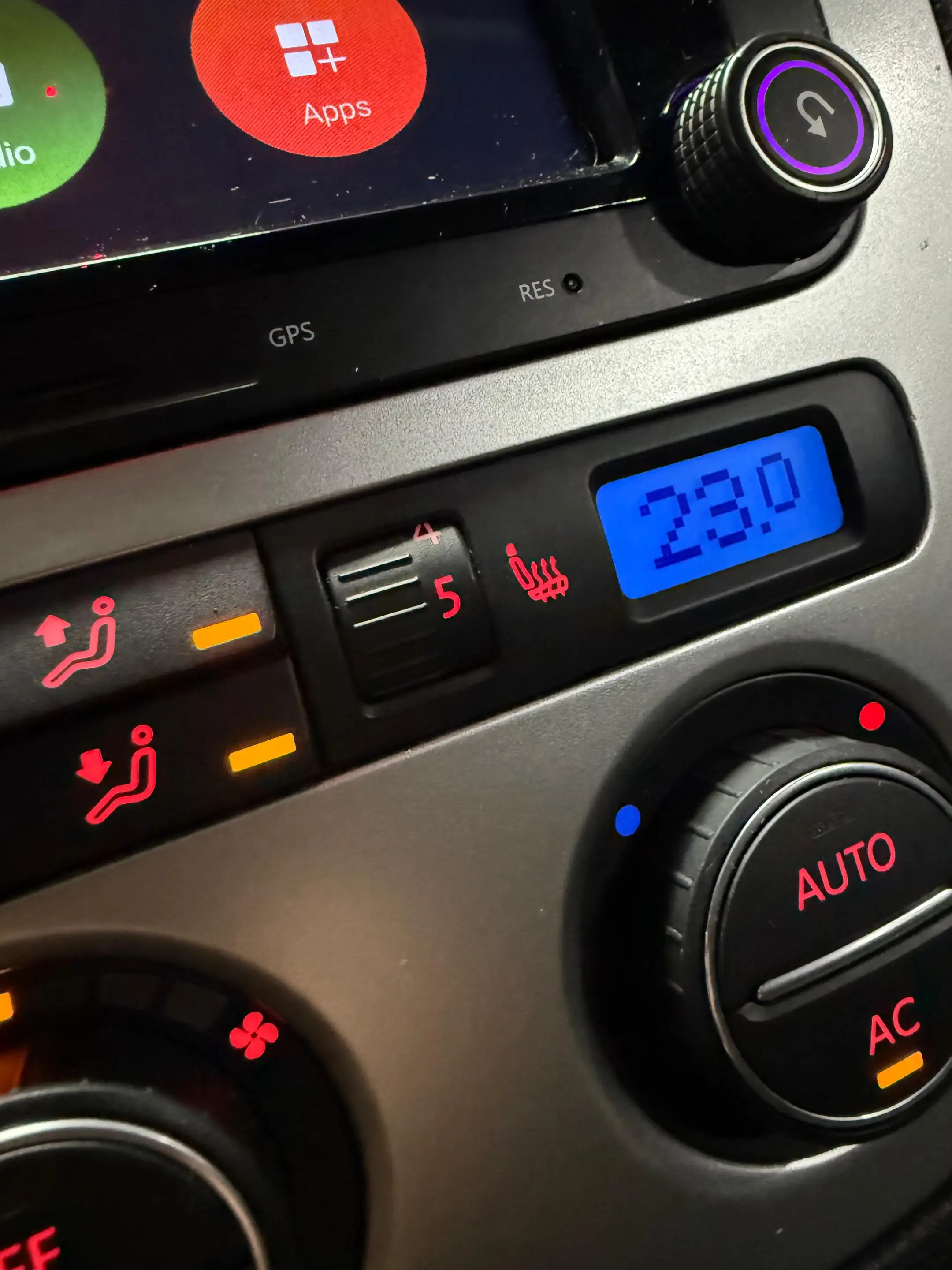 Volkswagen Scirocco Scirocco 1.4 TSI — photo 9