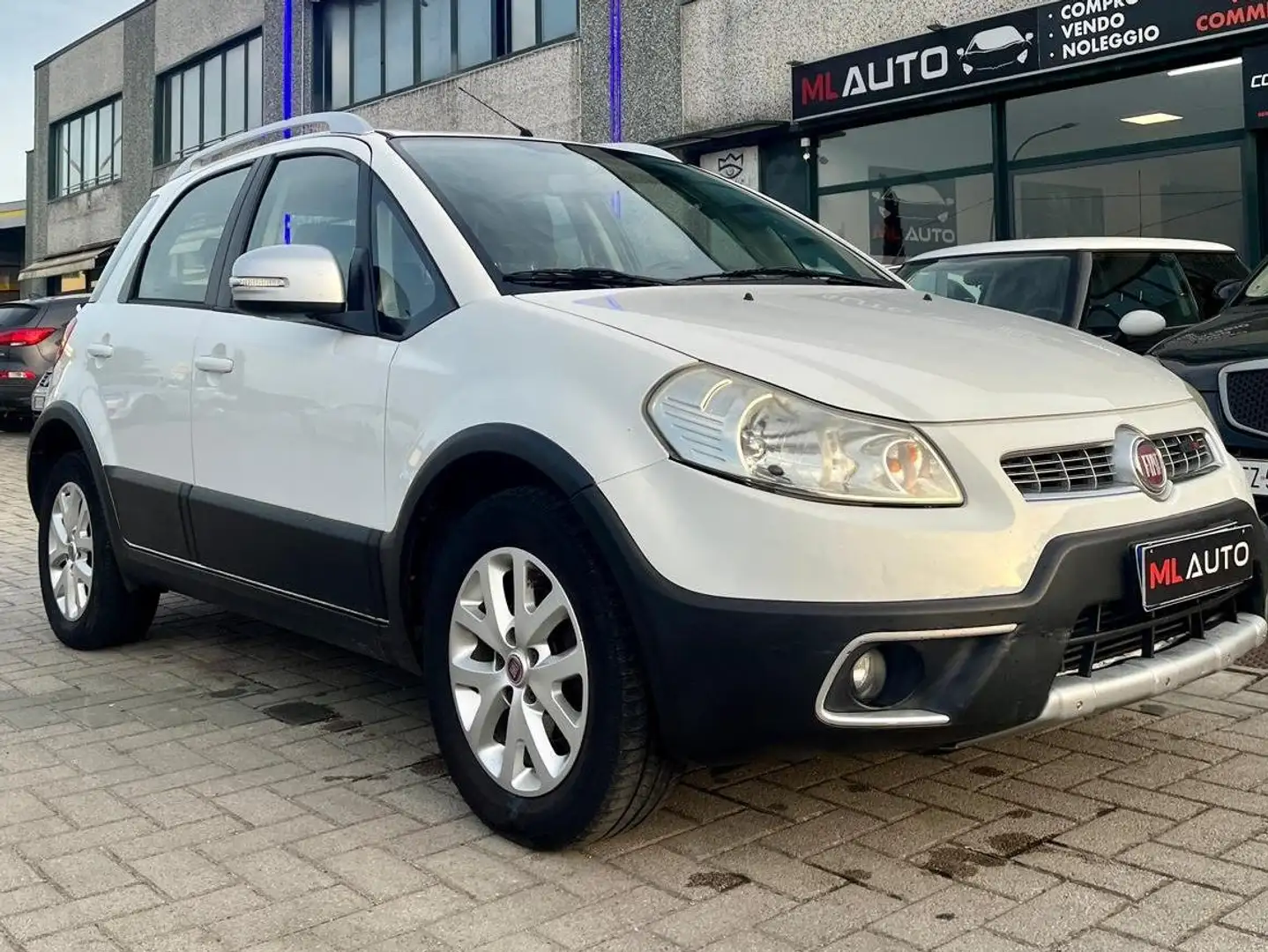 Fiat Sedici Sedici 1.6 16v Experience 4x4 107cv Bianco - 2