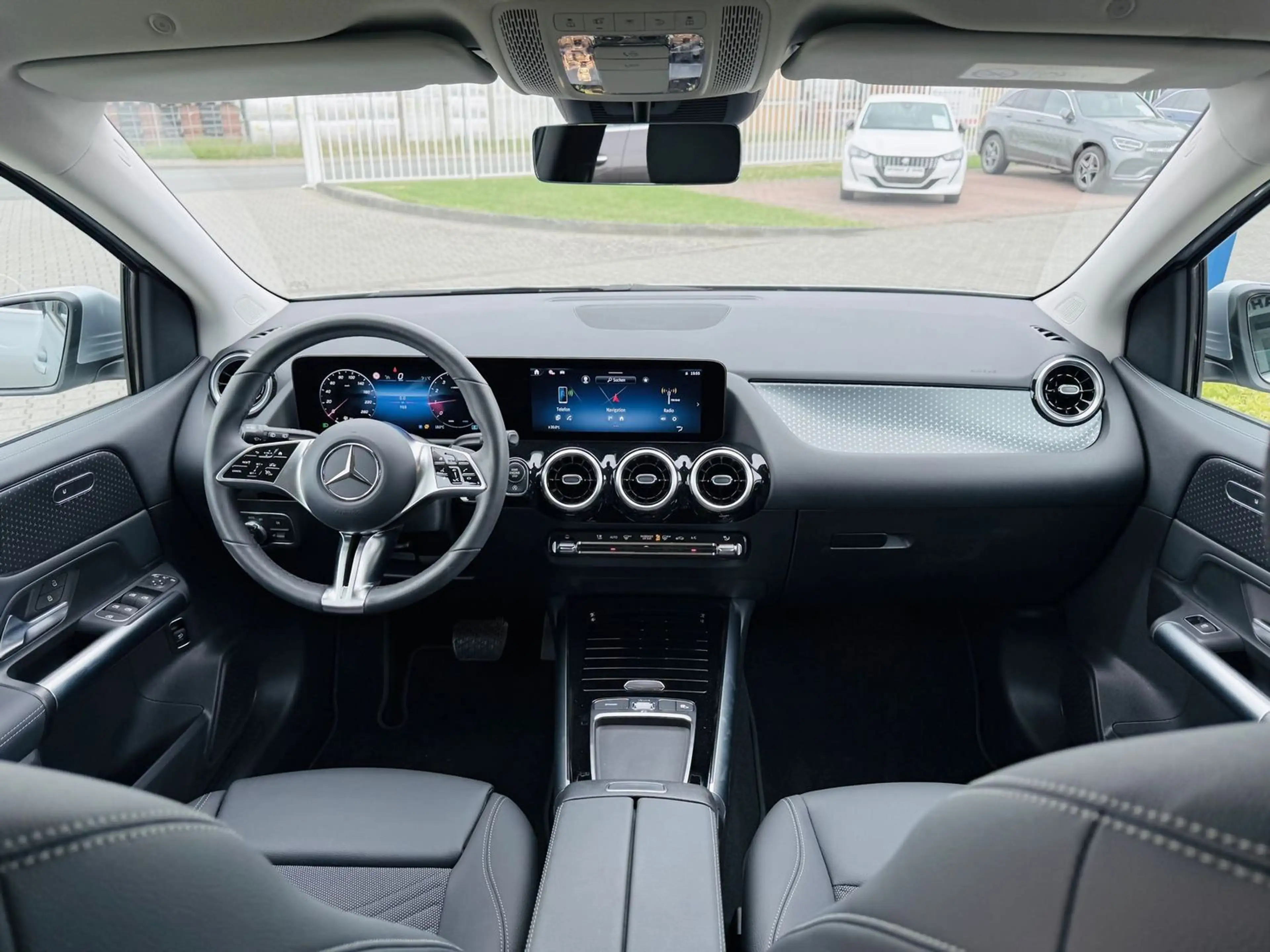Mercedes-Benz B 180 PROGRESSIVE, Autom., LED, SHZ, RFK, PTS, Easy-Pack — photo 11