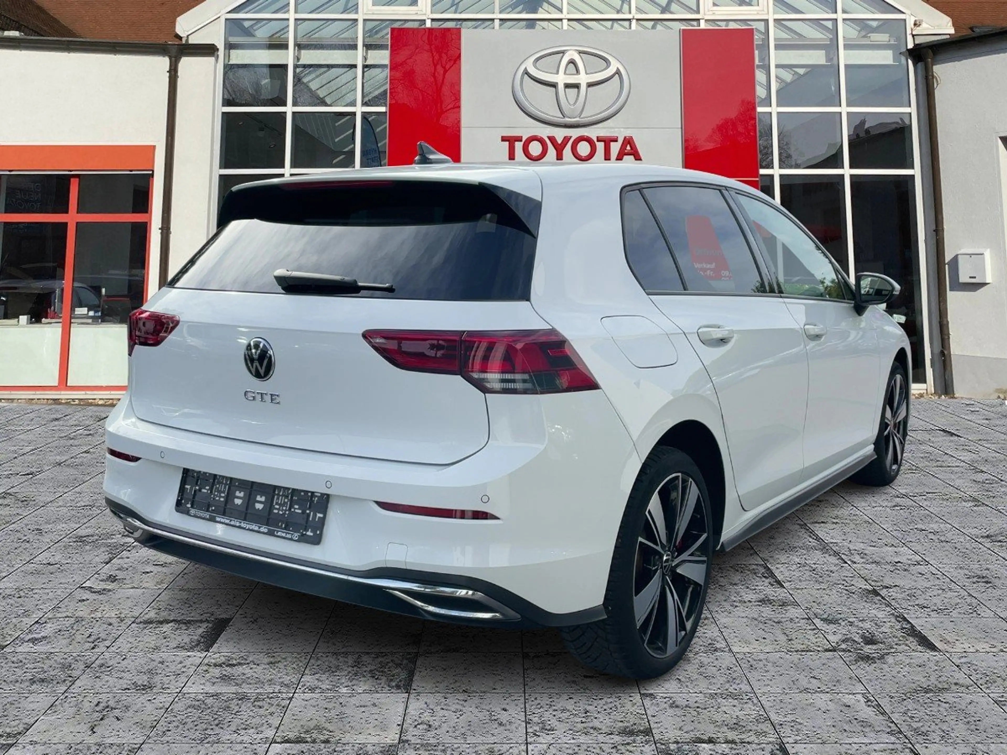 Volkswagen Golf GTE Golf VIII 1.4 GTE e ACC+LED+Navi+SHZ+KlimaA+LM — photo 5