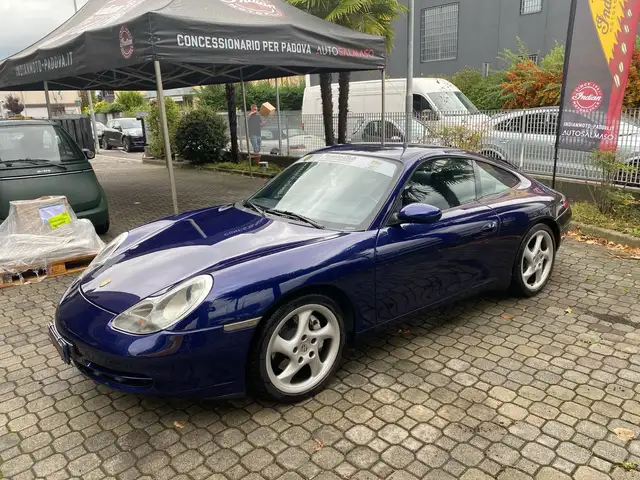 Porsche 996 911 Carrera 4 Coupé Tiptronic 300 CV (996.1)