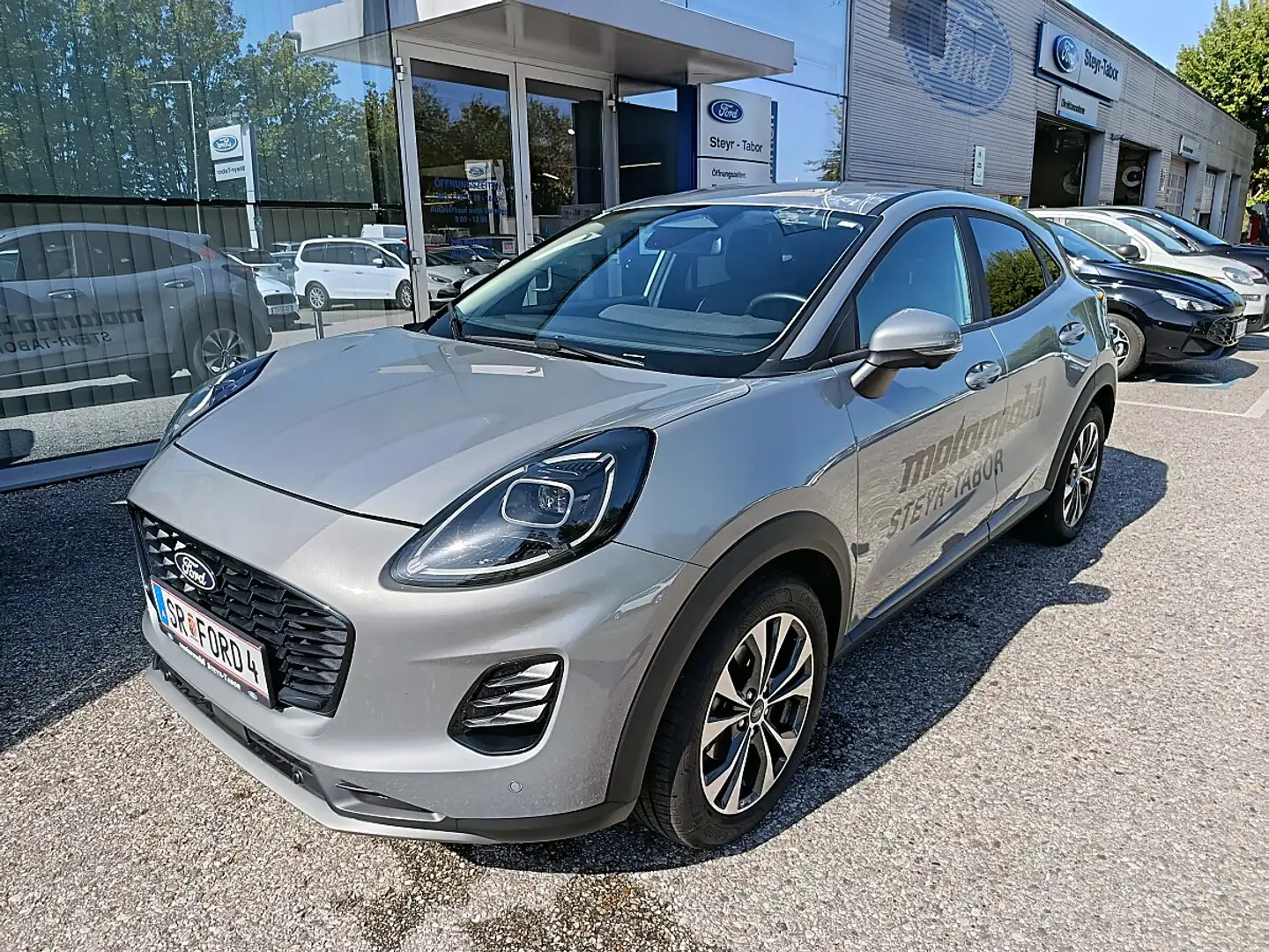Ford Puma 1,0 EcoBoost Hybrid Titanium Silber - 1