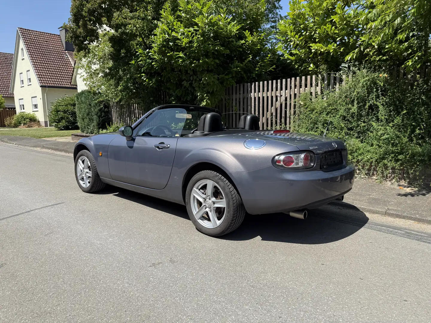 Mazda MX-5 NC UNFALLFREI 1.8 Silber - 2
