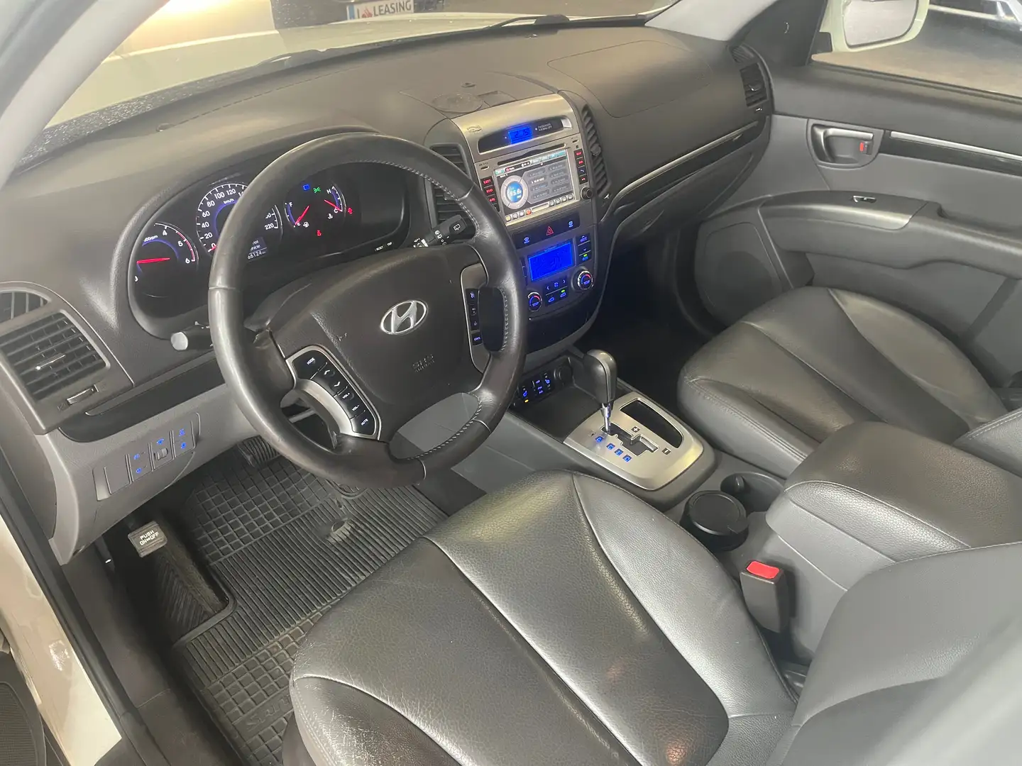 Hyundai SANTA FE Allrad Automatik - 2