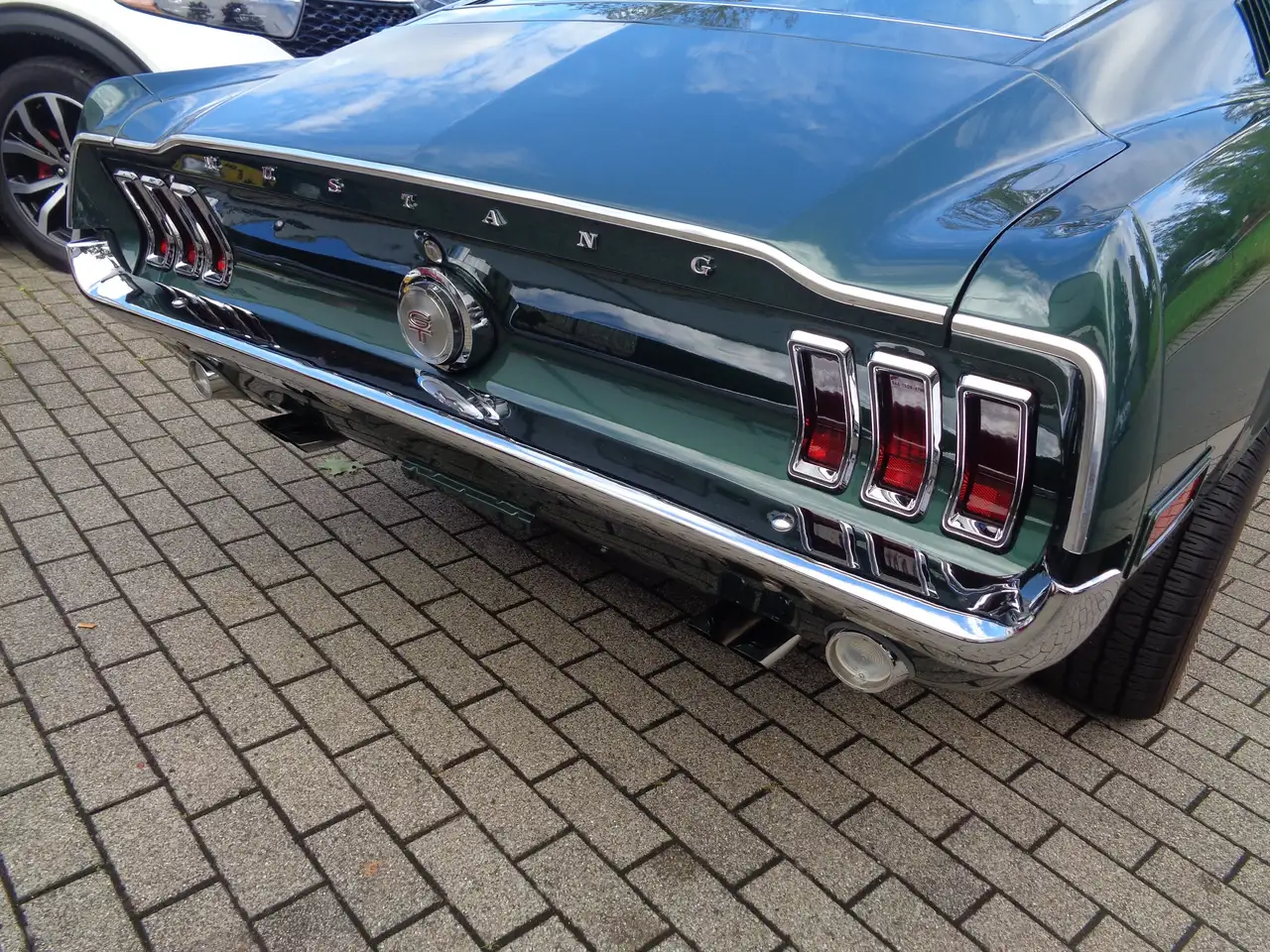 Ford Mustang Fastback S- Code 325PS Bullit top Zustand, foto 6