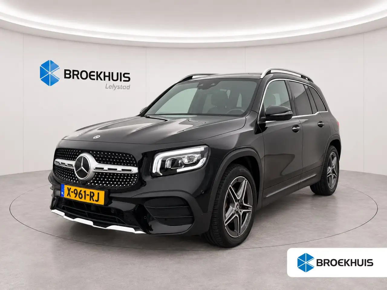 Mercedes-Benz GLB 200
