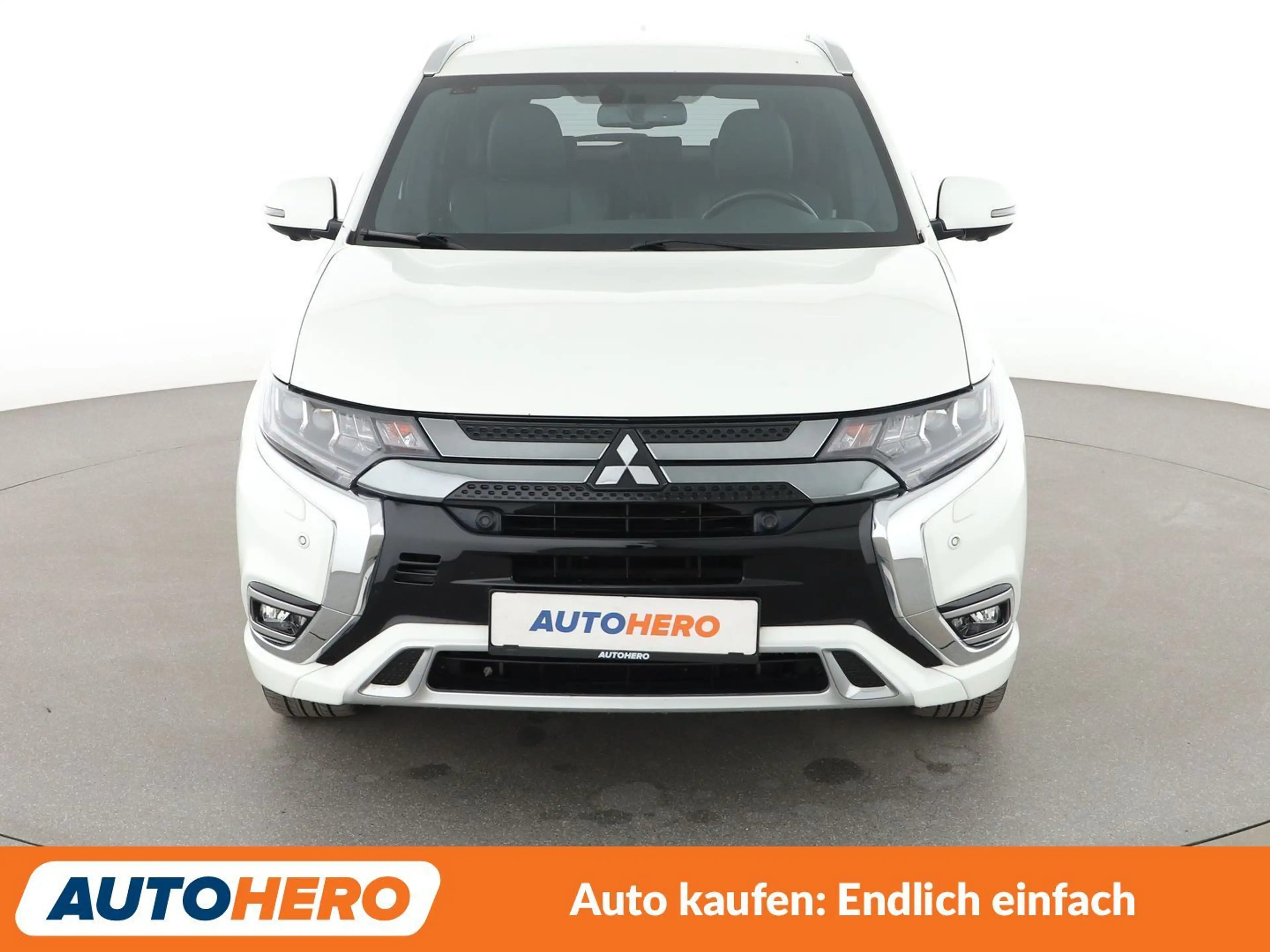 Mitsubishi Outlander 2.4 PHEV Top 4WD Aut.*NAVI*LED*TEMPO*CAM*PDC*SHZ* — photo 9