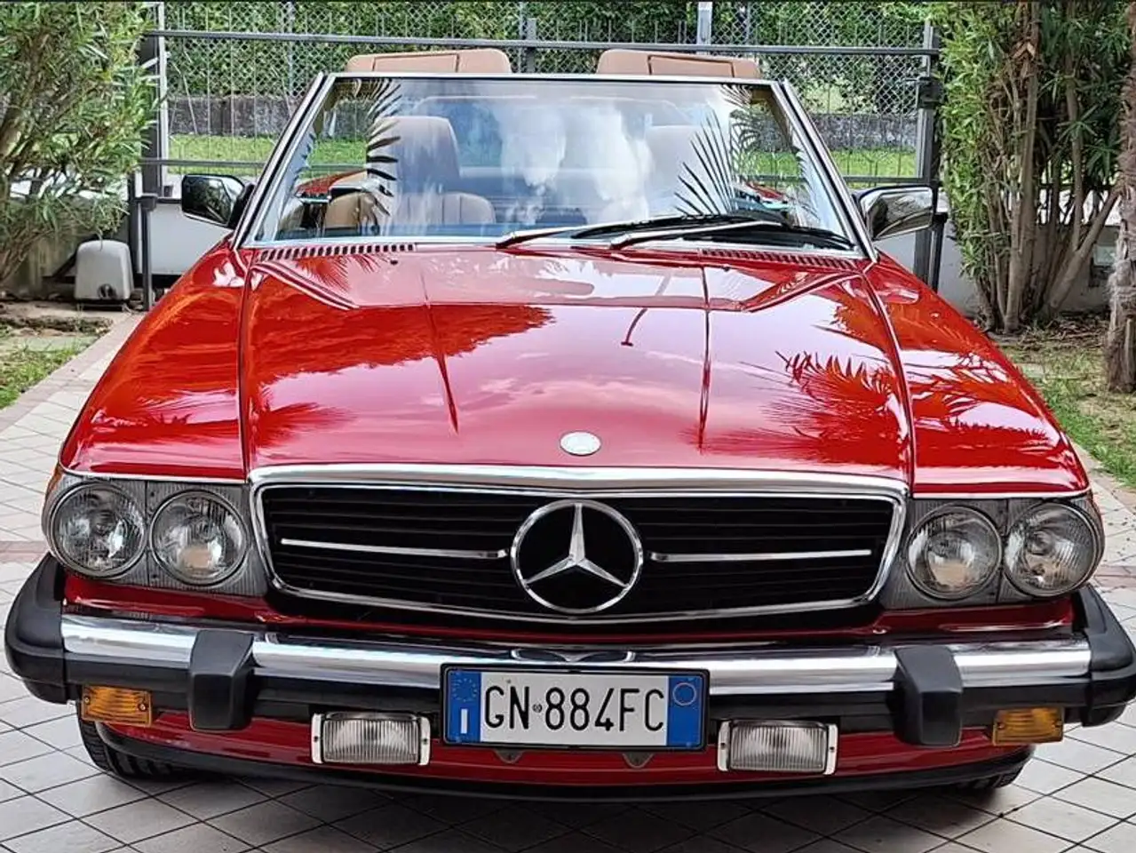 Mercedes-Benz SL 560 America 4 fari rossa interni palomino, foto 1