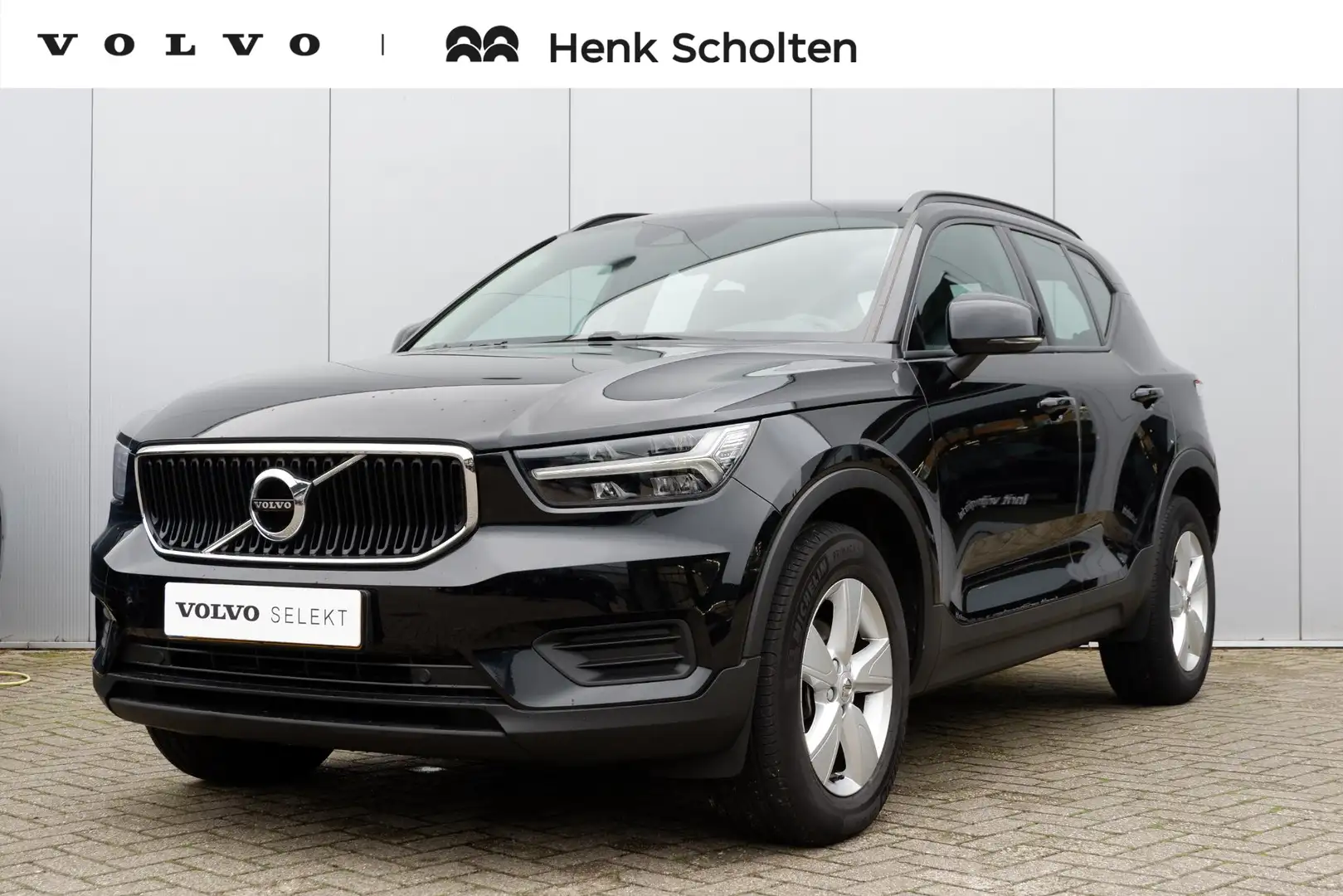 Volvo XC40 1.5 T2 Momentum Core | Climate Control | Navigatie Zwart - 1