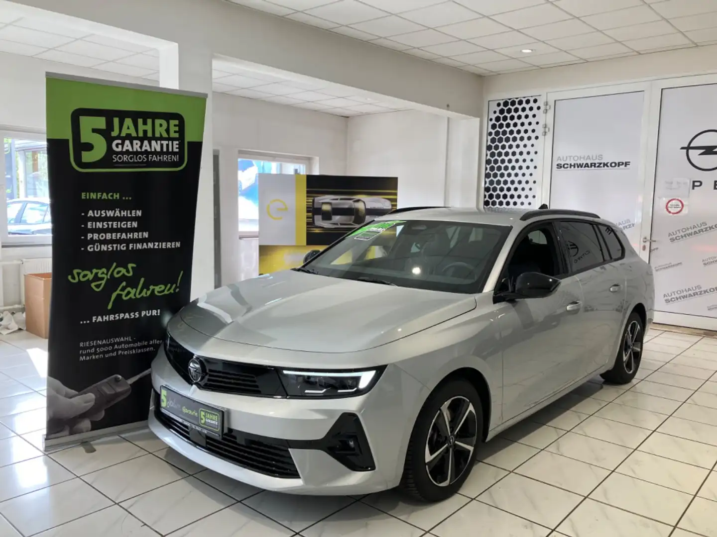 Opel Astra L ST 1.2T Fin. ab 2,99% Navi,RückfahrK Silber - 2