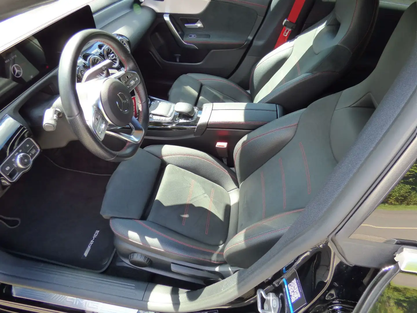 Mercedes-Benz CLA 35 AMG Shooting Brake *AHK*Service neu* Noir - 2