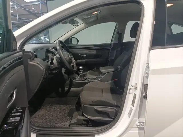 Hyundai Tucson view 8