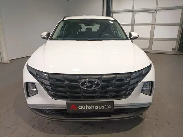Hyundai Tucson view 2