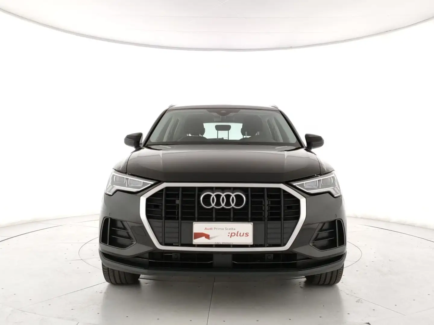 Audi Q3 45 TFSI e S tronic Business Nero - 2