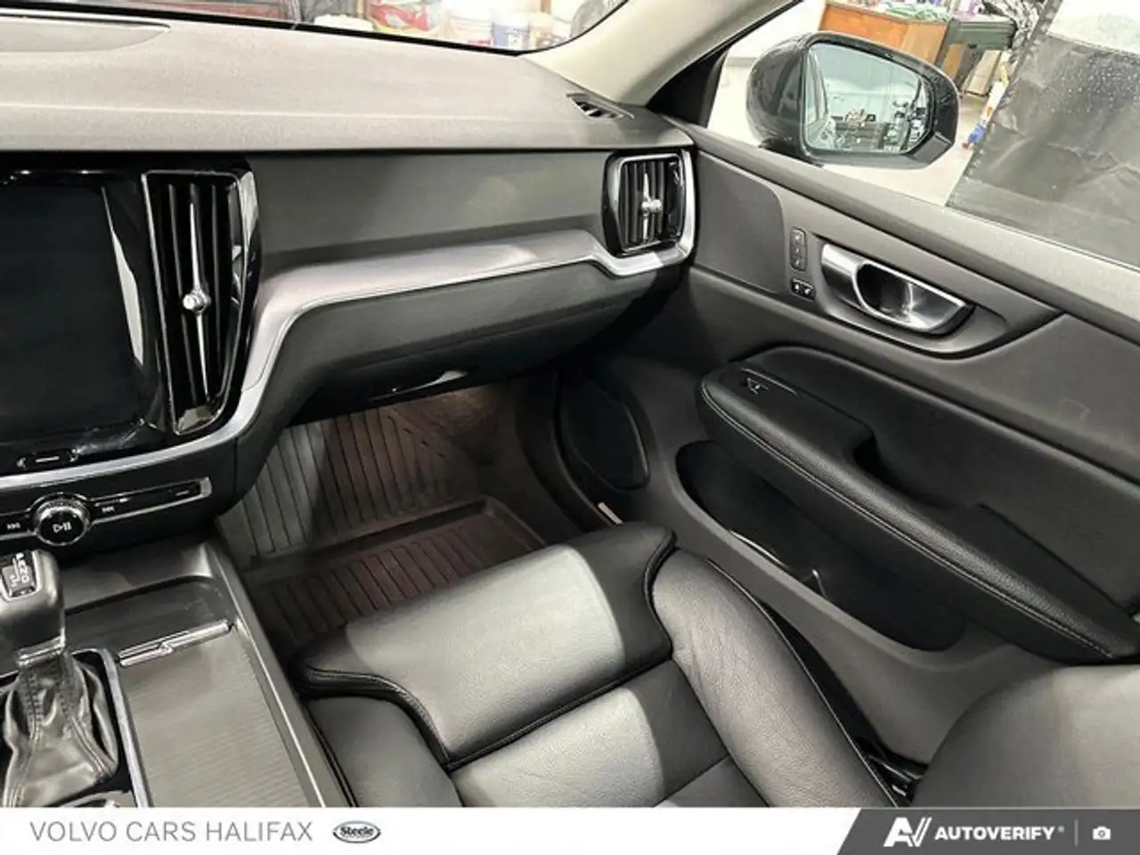 Volvo V60 снимка Volvo V60