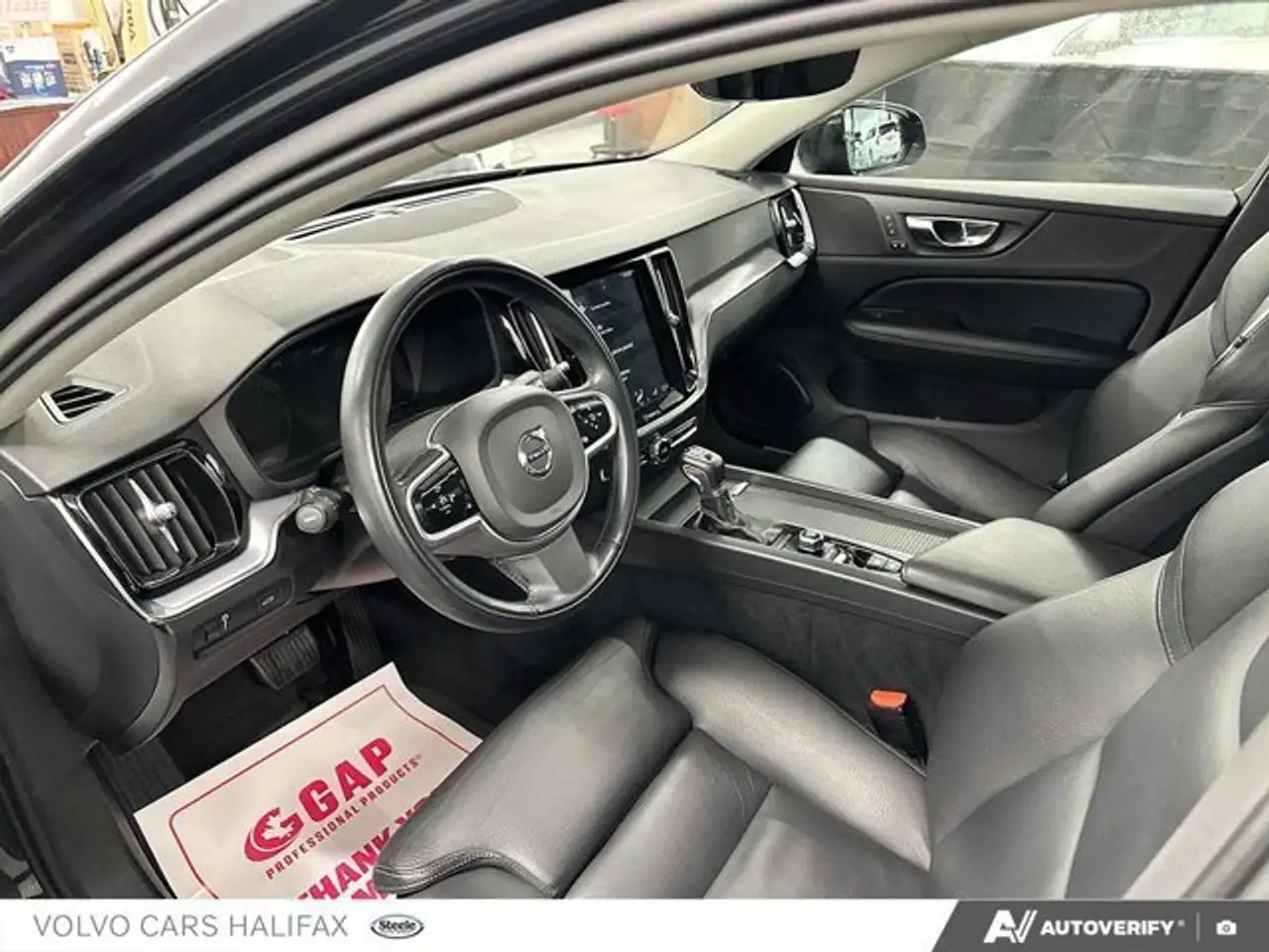 Volvo V60 снимка Volvo V60