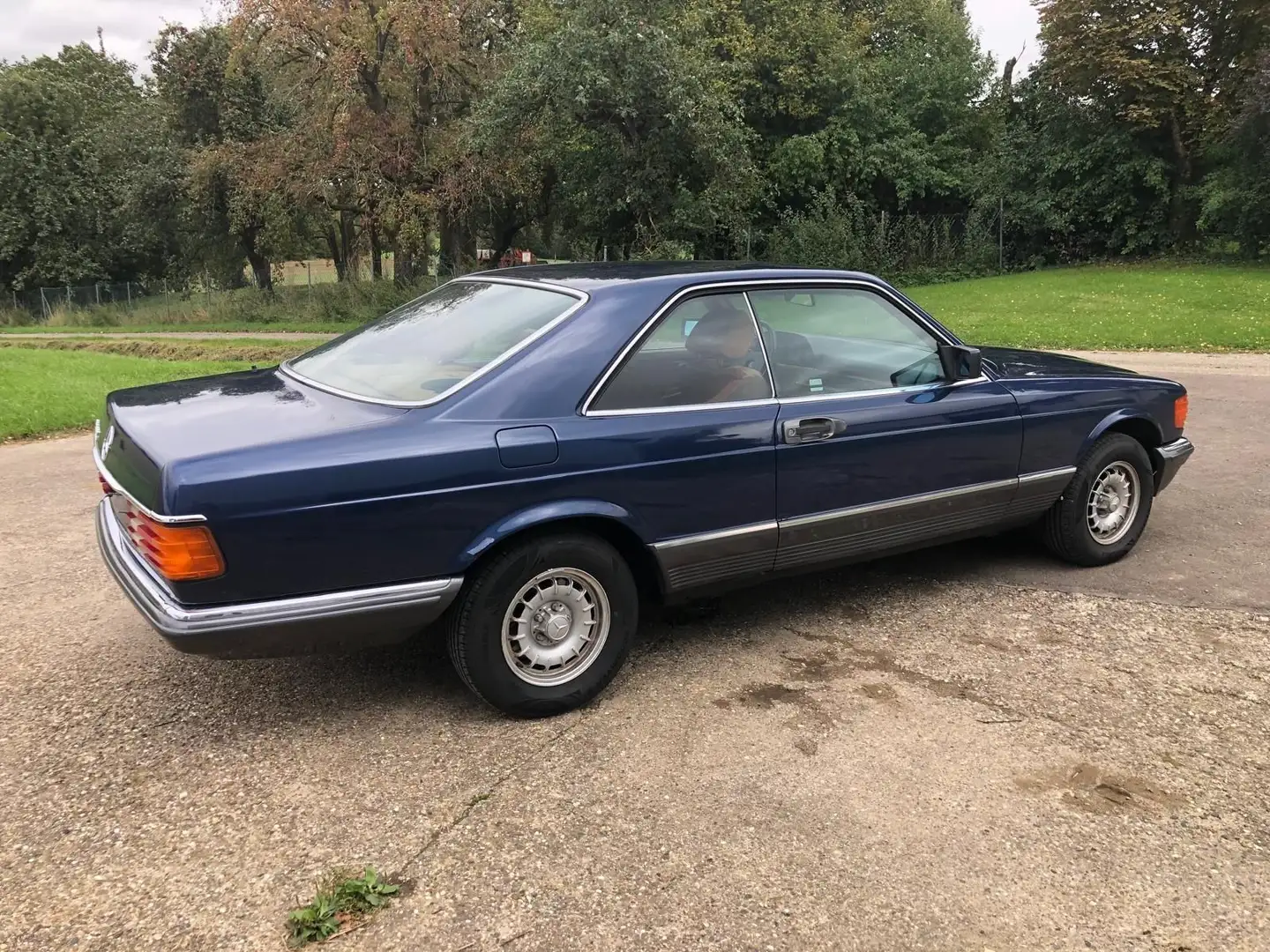 Mercedes-Benz 380 SEC Coupé Klima, Automatik Blau - 2