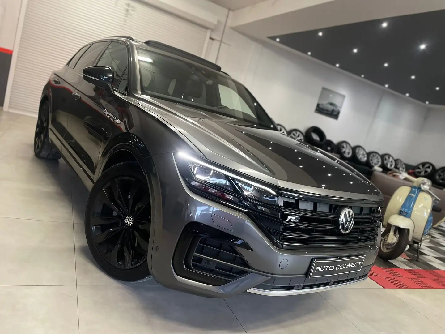 Volkswagen Touareg *R-LINE*CUIR*NAVI*TOIT PANO*PNEUMATIQUE*FULL FULL Gris - 1
