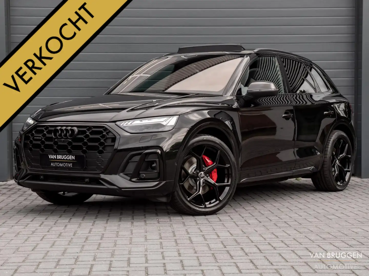 Audi Q5 55 TFSI e S-Line Pano Lucht Trekh RS-Stoelen HUD M Zwart - 1