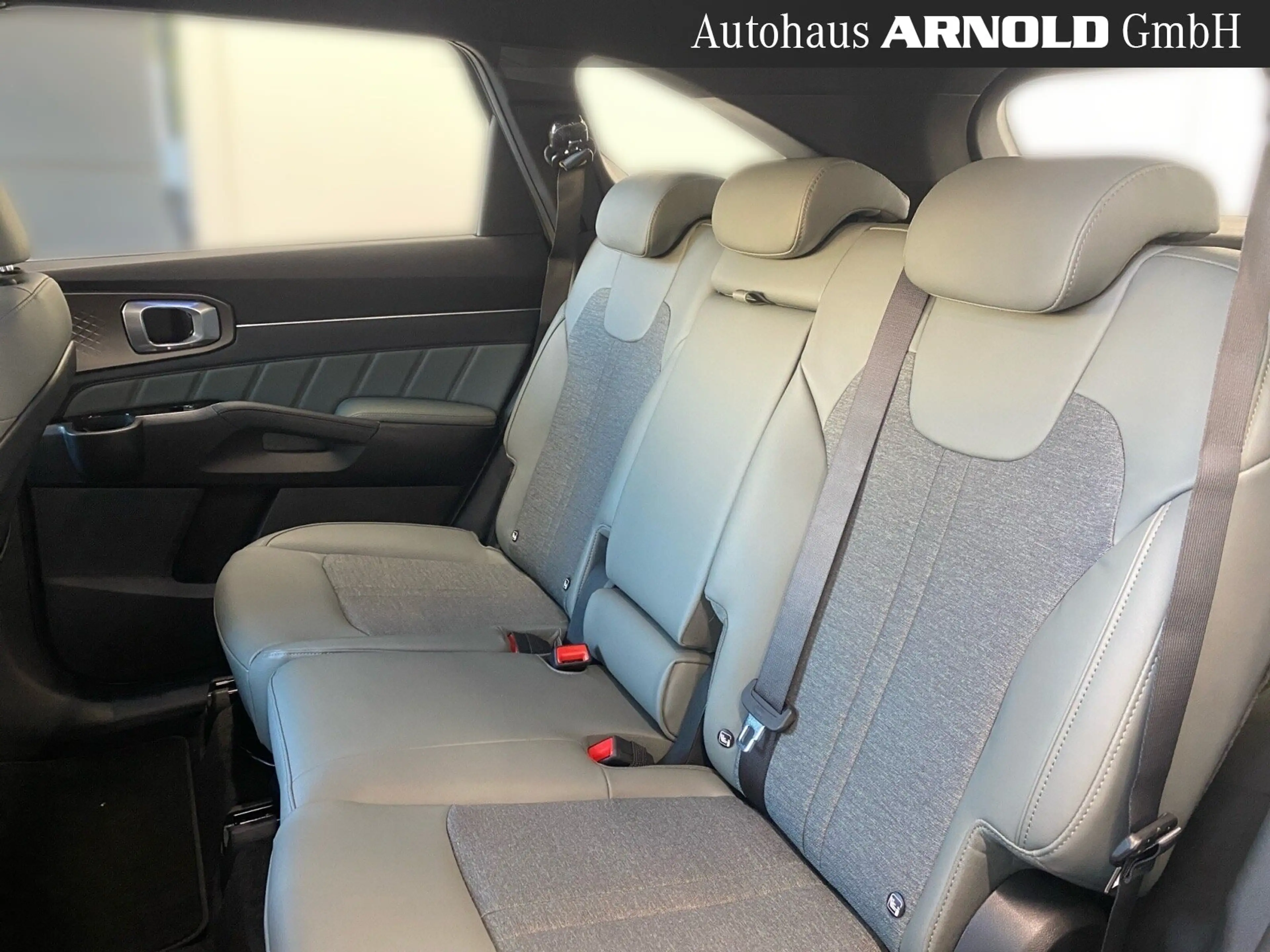 Kia Sorento Sorento 2.2 D VISION FACELIFT Abstandstemp. LED — photo 14