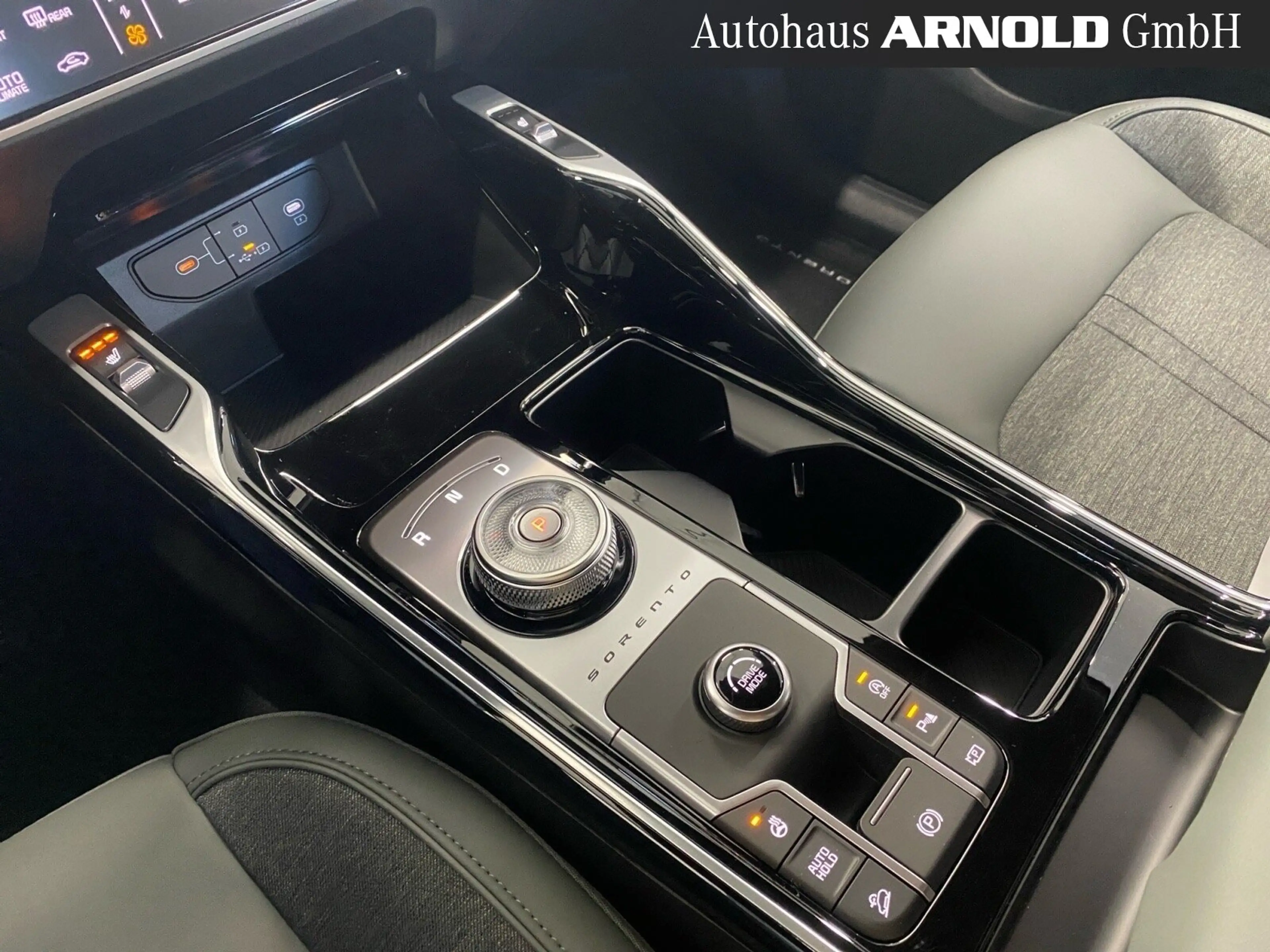 Kia Sorento Sorento 2.2 D VISION FACELIFT Abstandstemp. LED — photo 12